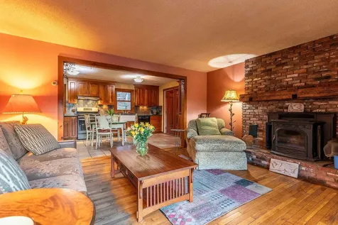 3702 Vt Route 100 Londonderry VT 05155