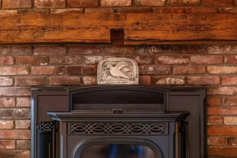 3702 Vt Route 100 Londonderry VT 05155