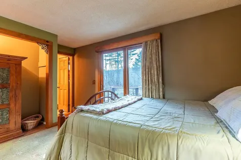 3702 Vt Route 100 Londonderry VT 05155