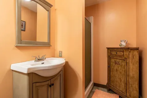 3702 Vt Route 100 Londonderry VT 05155