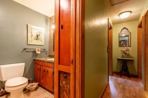 3702 Vt Route 100 Londonderry VT 05155