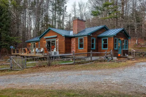 3702 Vt Route 100 Londonderry VT 05155