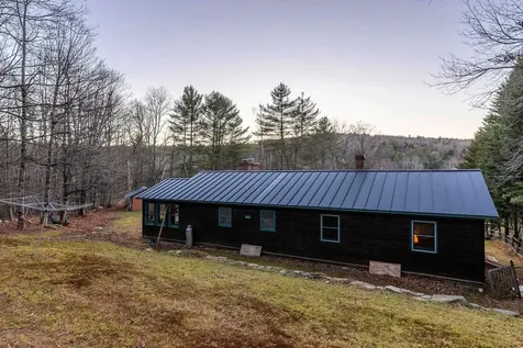 3702 Vt Route 100 Londonderry VT 05155