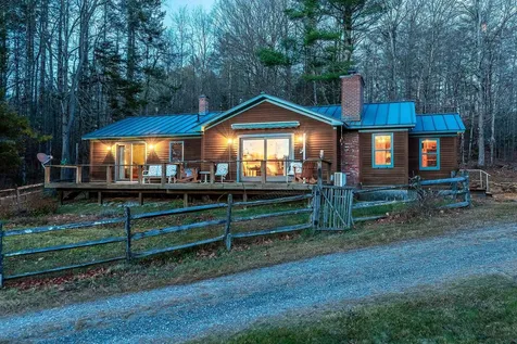 3702 Vt Route 100 Londonderry VT 05155