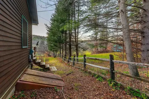 3702 Vt Route 100 Londonderry VT 05155