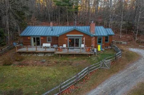 3702 Vt Route 100 Londonderry VT 05155