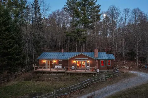 3702 Vt Route 100 Londonderry VT 05155