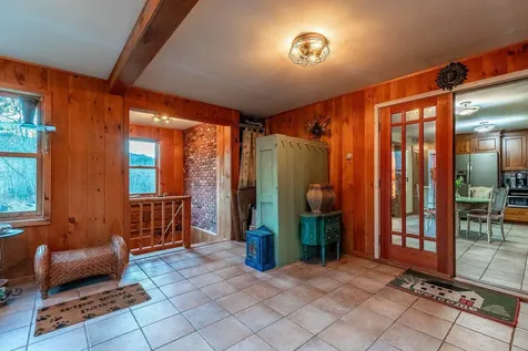 3702 Vt Route 100 Londonderry VT 05155