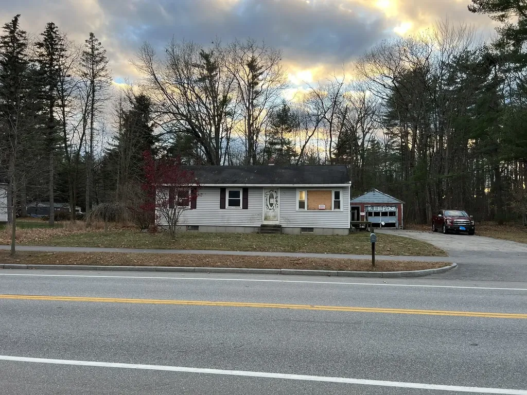 77 Village Street Concord NH 03303