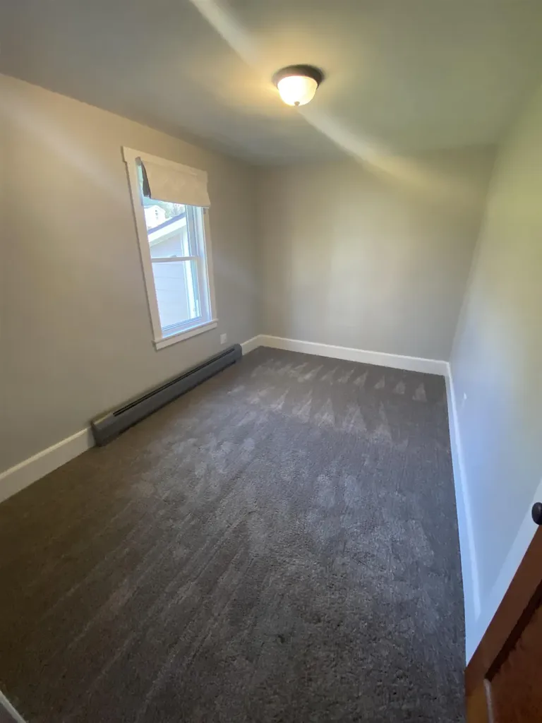 33 Waterman Street Barre Town VT 05641-0166