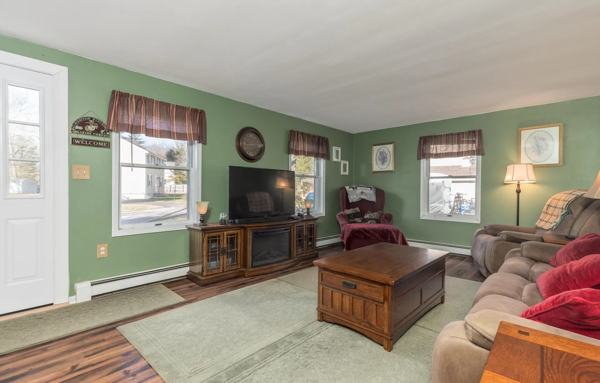 51 Dorothy Drive Epping NH 03042-2316