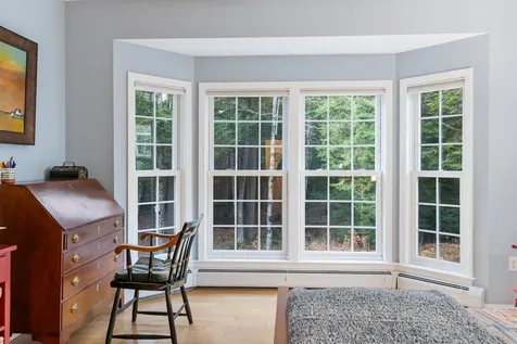 95 Spruce Lane New London NH 03257