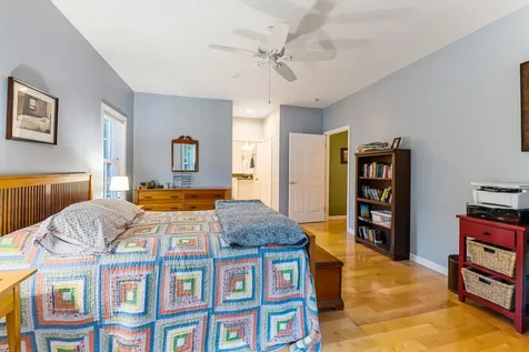 95 Spruce Lane New London NH 03257