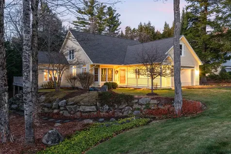 95 Spruce Lane New London NH 03257