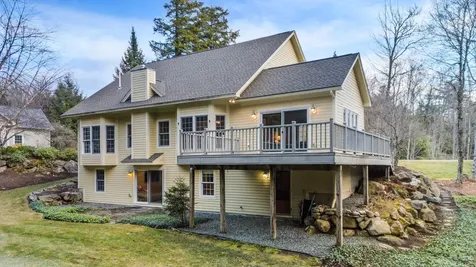 95 Spruce Lane New London NH 03257