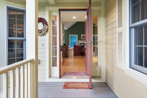 95 Spruce Lane New London NH 03257