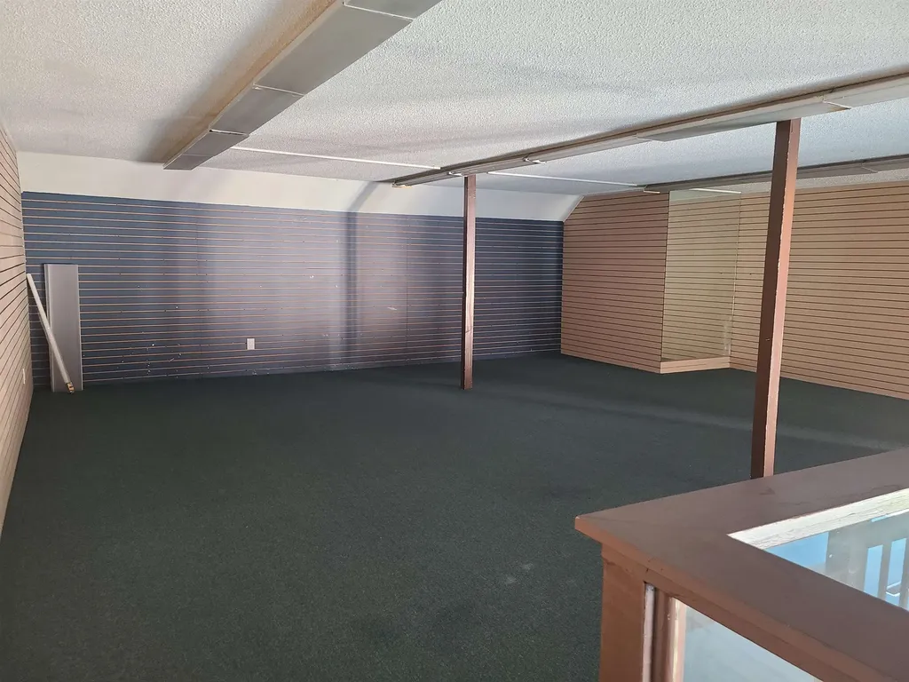 12 Southmayd Street Campton NH 03223