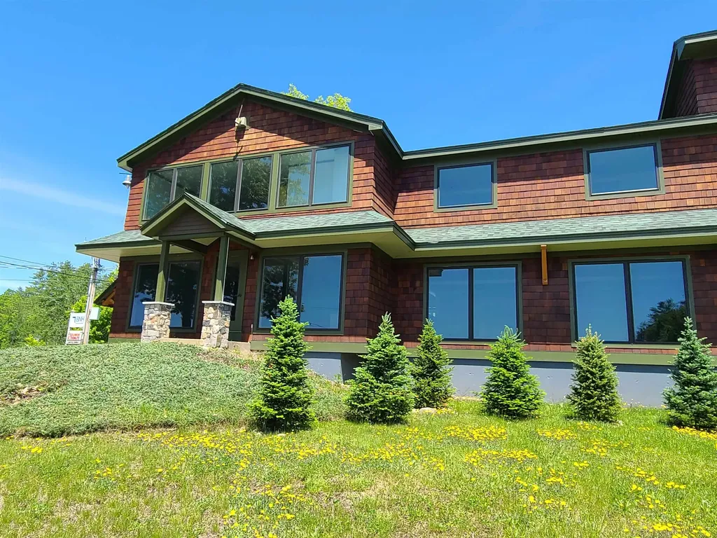 12 Southmayd Street Campton NH 03223