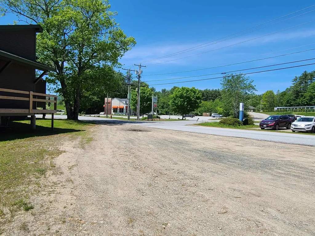 12 Southmayd Street Campton NH 03223