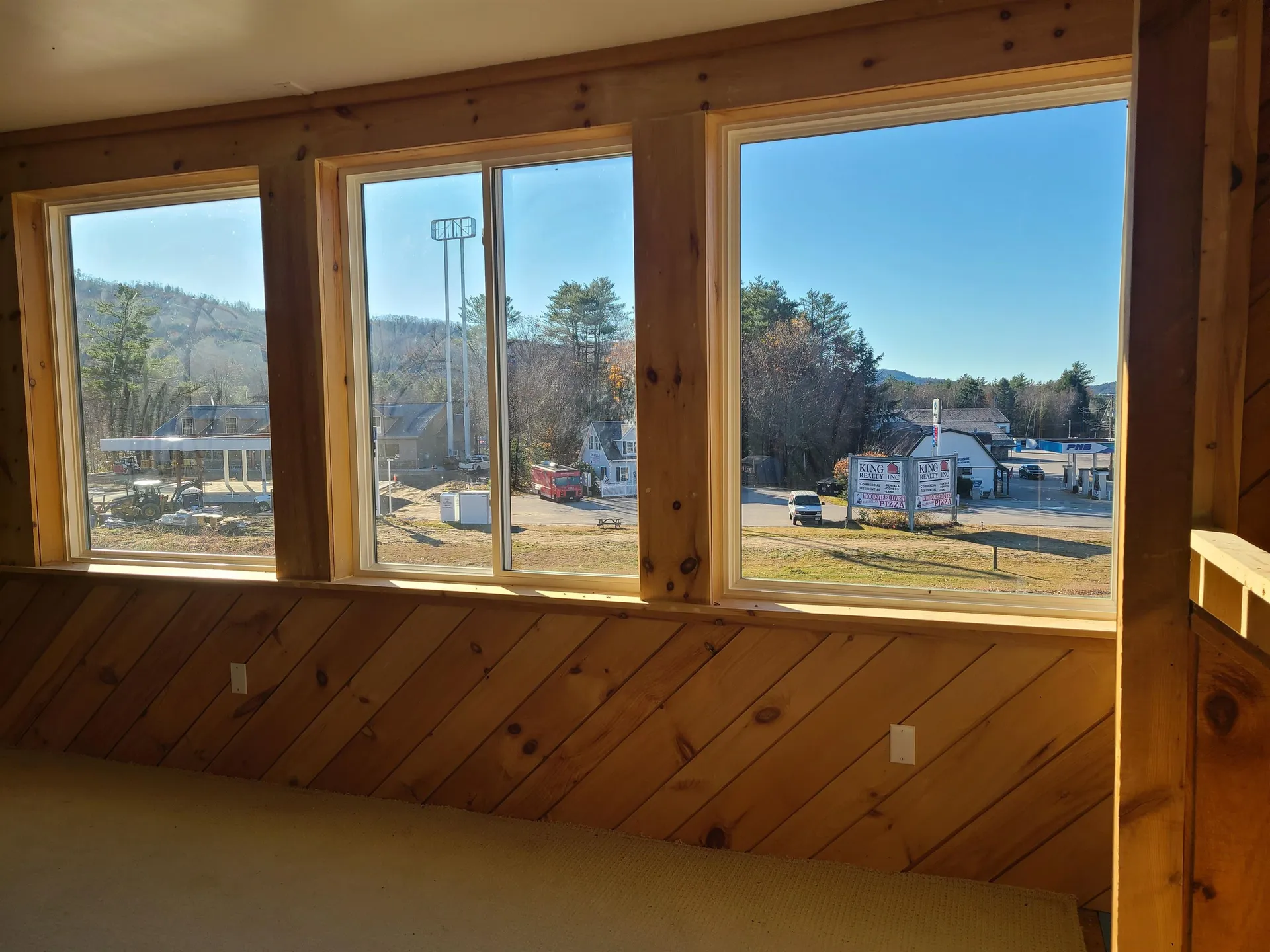 12 Southmayd Street Campton NH 03223