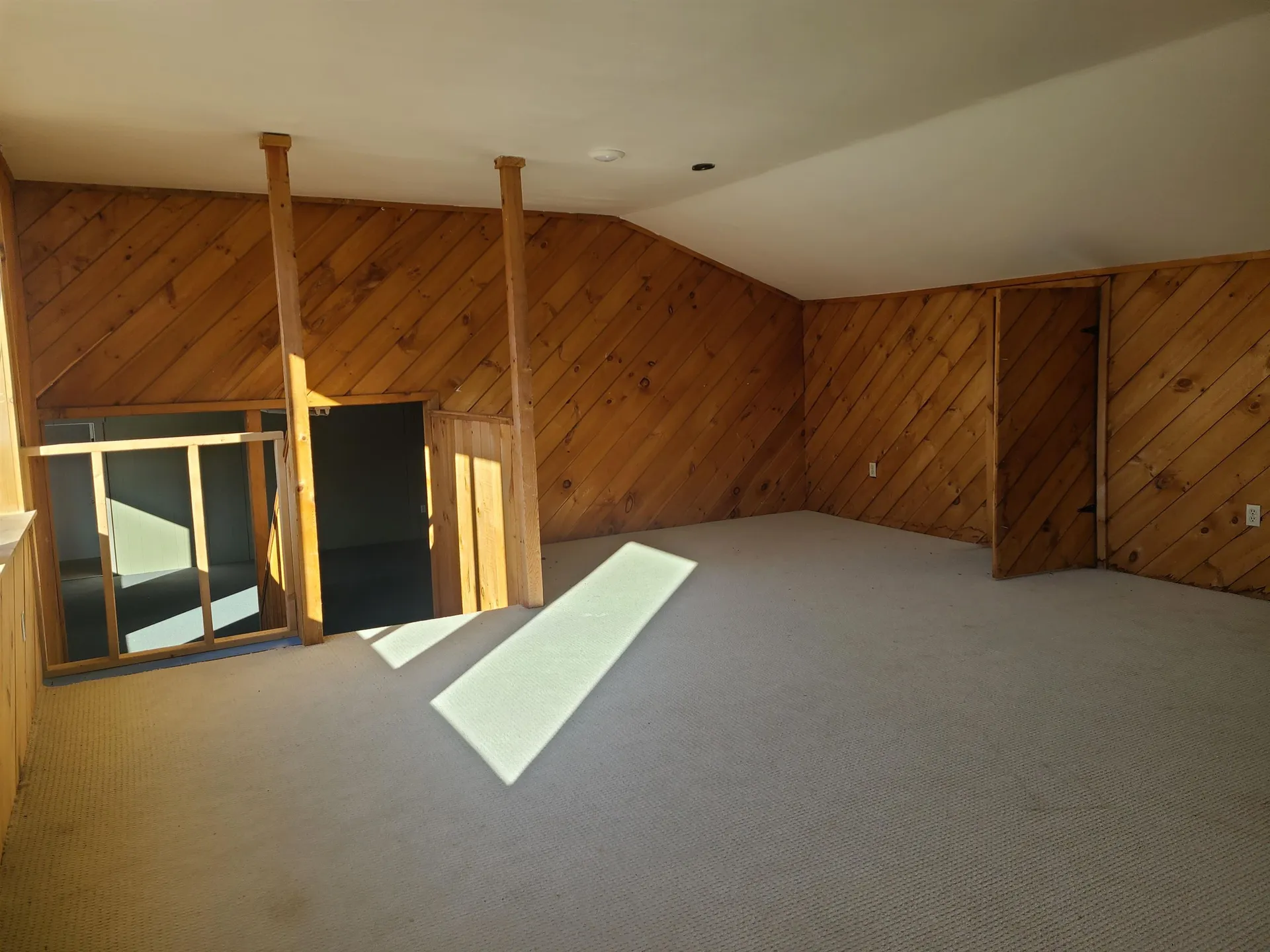 12 Southmayd Street Campton NH 03223