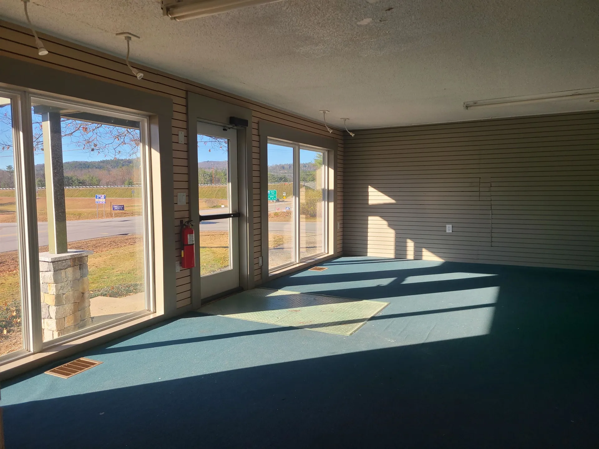 12 Southmayd Street Campton NH 03223