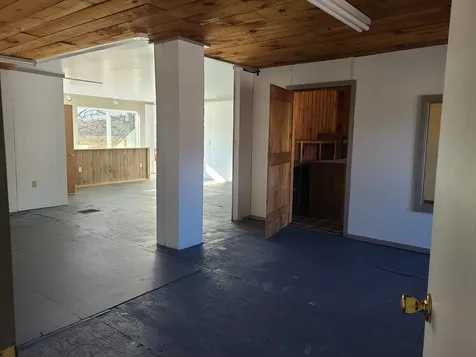 12 Southmayd Street Campton NH 03223