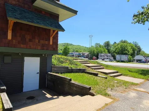 12 Southmayd Street Campton NH 03223