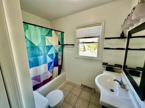 135 Lakeview Drive Shelburne VT 05482