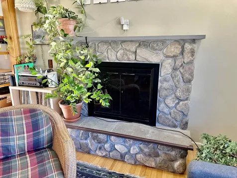135 Lakeview Drive Shelburne VT 05482