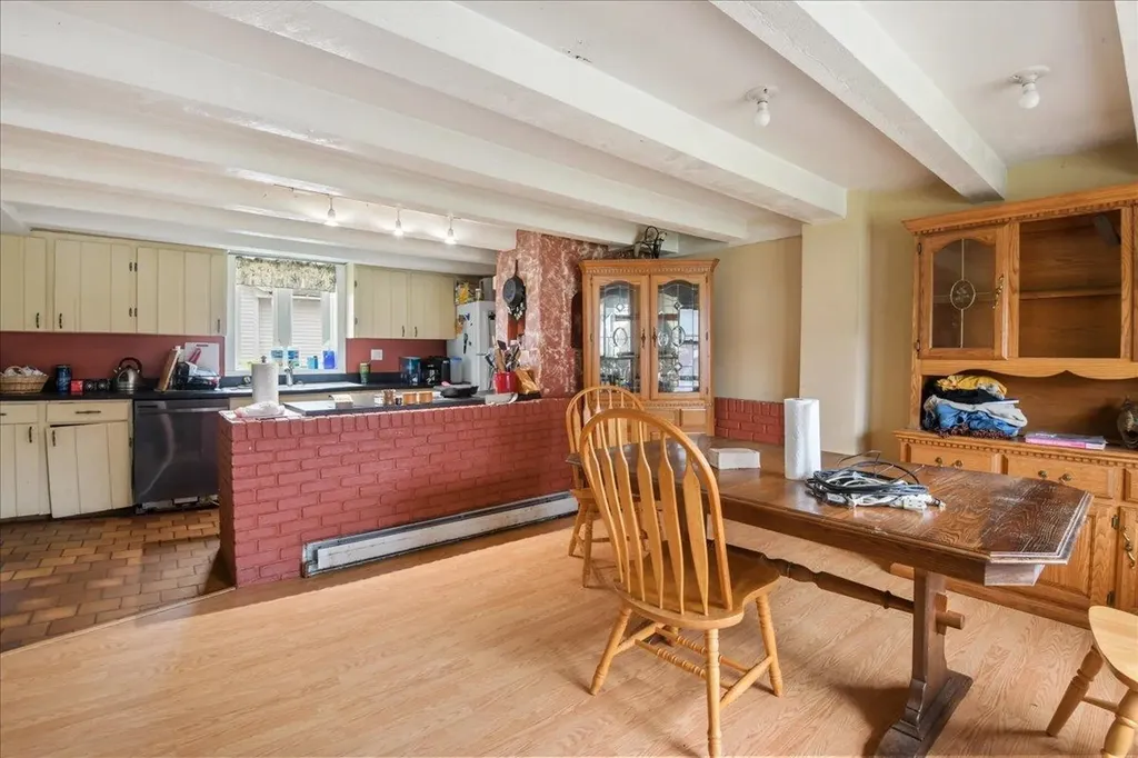 42 Depot Street Richmond VT 05477