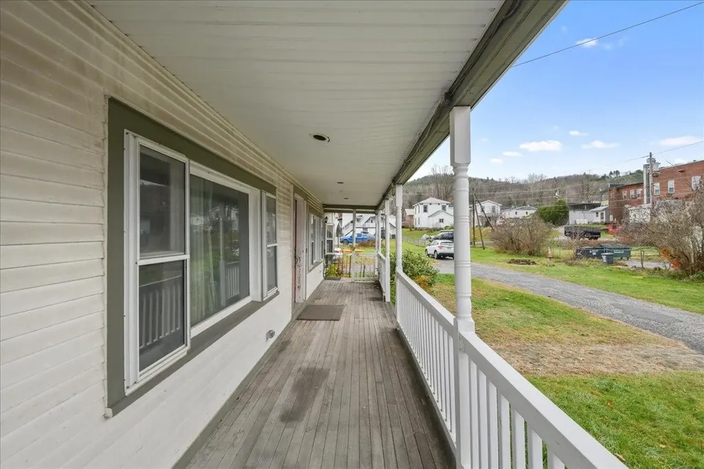 42 Depot Street Richmond VT 05477