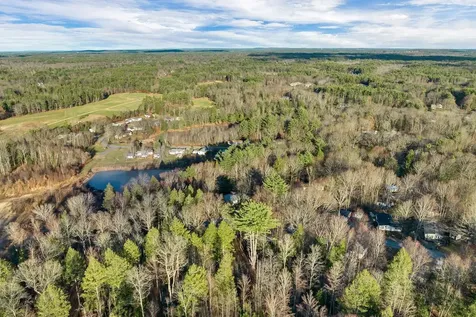 10 Axle Avenue Danville NH 03819