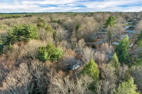 10 Axle Avenue Danville NH 03819