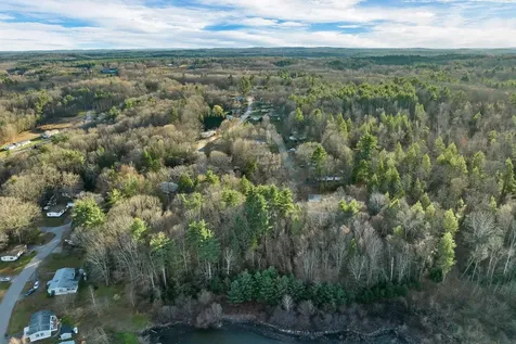 10 Axle Avenue Danville NH 03819