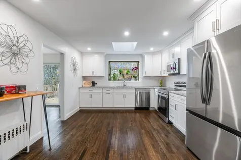 7 True Avenue Derry NH 03038