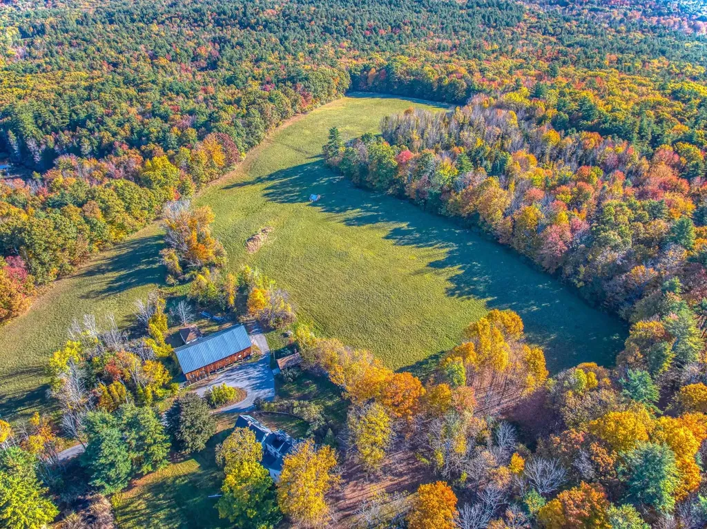 88 Saunders Road Goffstown NH 03045