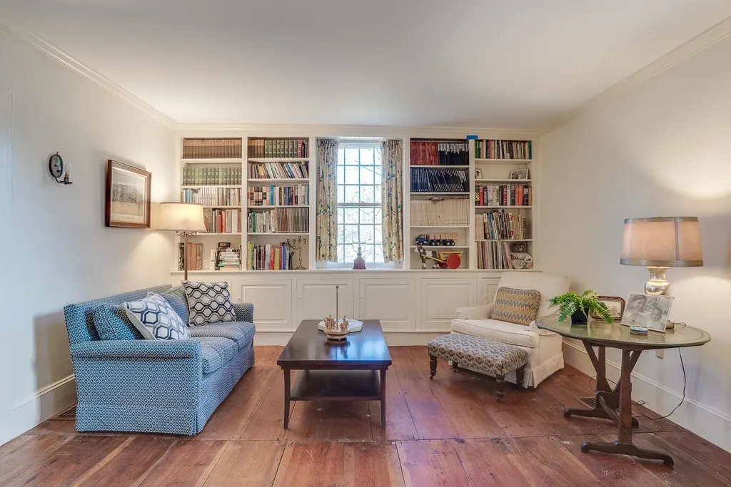 88 Saunders Road Goffstown NH 03045