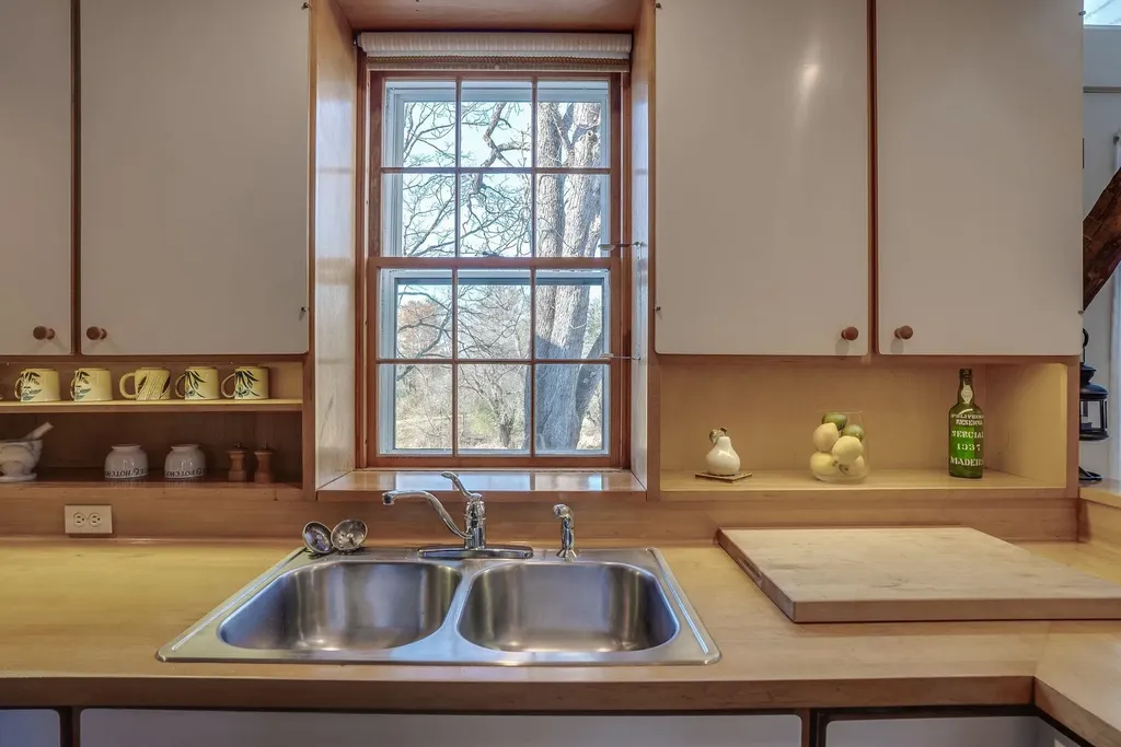 88 Saunders Road Goffstown NH 03045