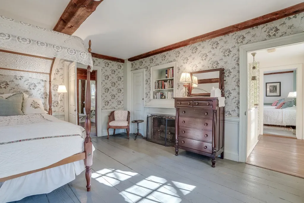 88 Saunders Road Goffstown NH 03045