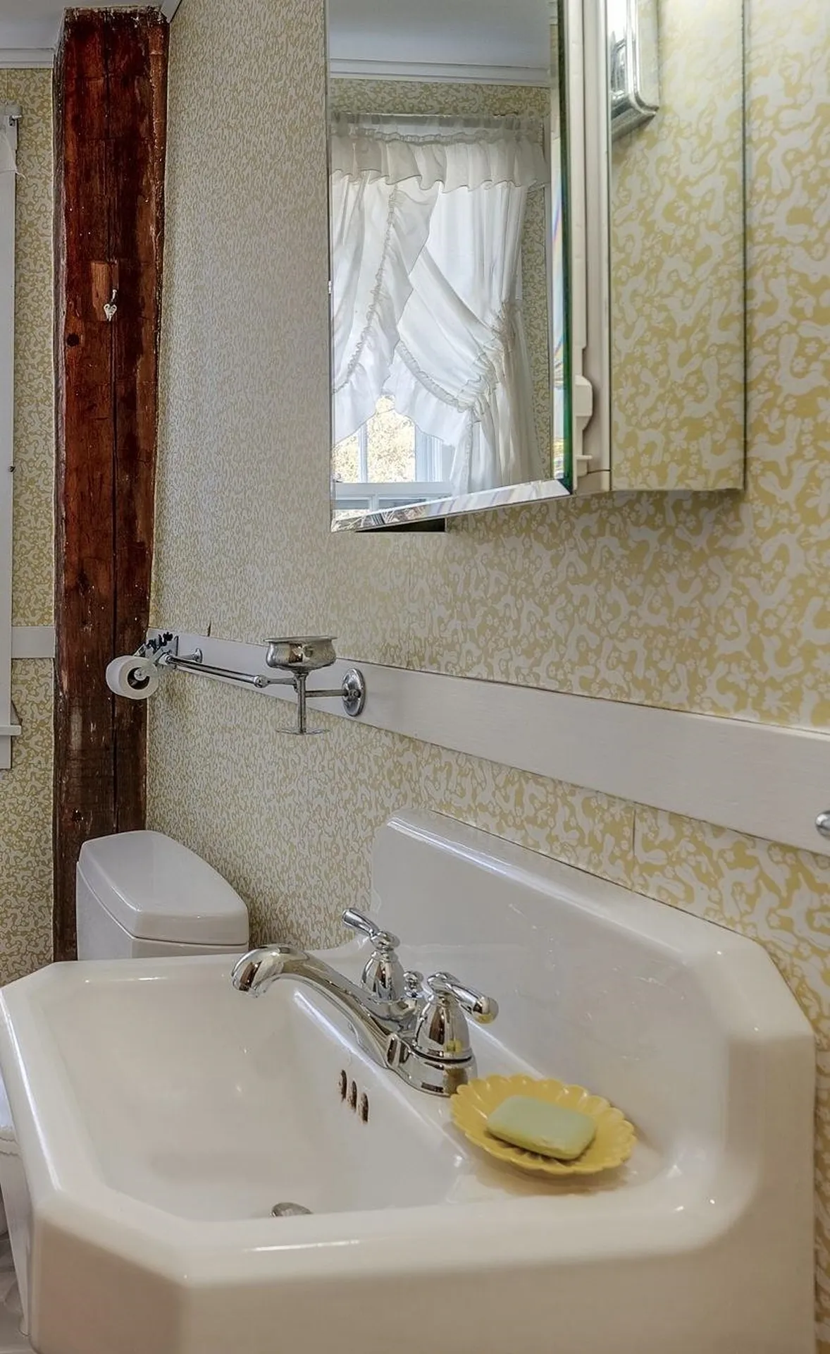 88 Saunders Road Goffstown NH 03045