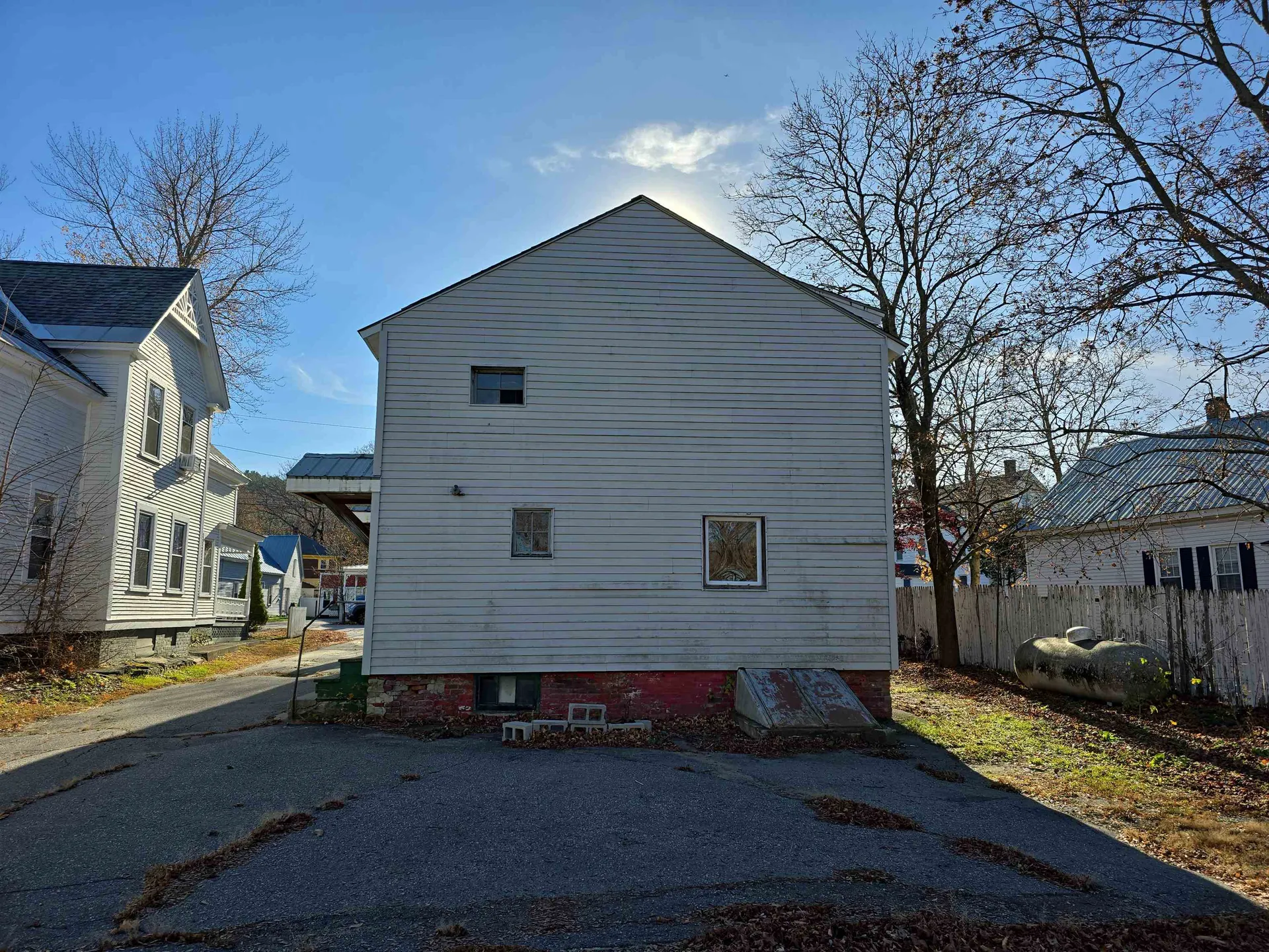 8 Chestnut Street Claremont NH 03743