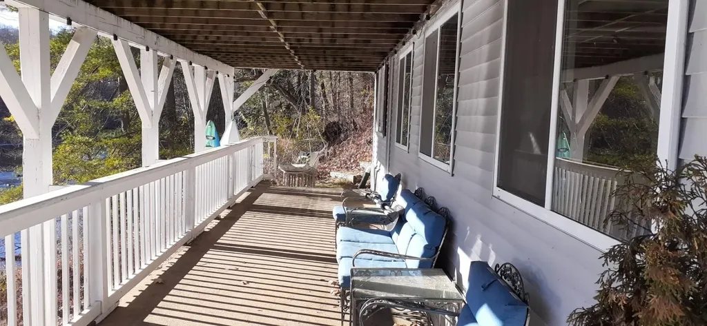 53 Daniell Point Road Franklin NH 03235