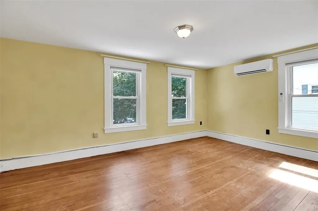 36 Emerson Plymouth NH 03264