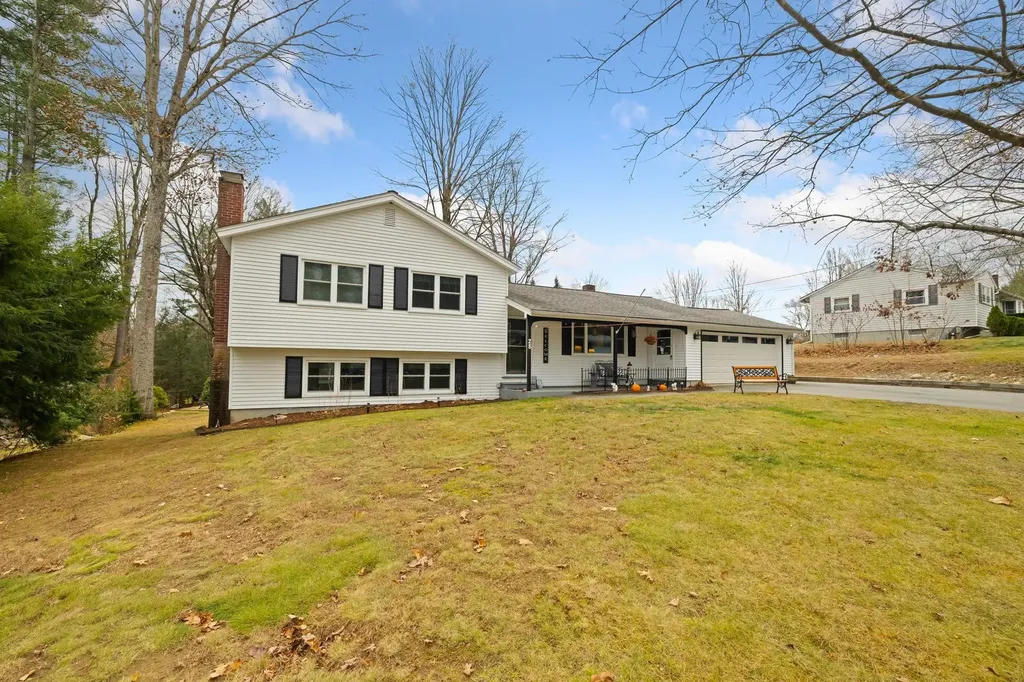28 Woodridge Road Keene NH 03431