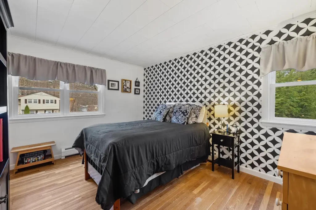 28 Woodridge Road Keene NH 03431