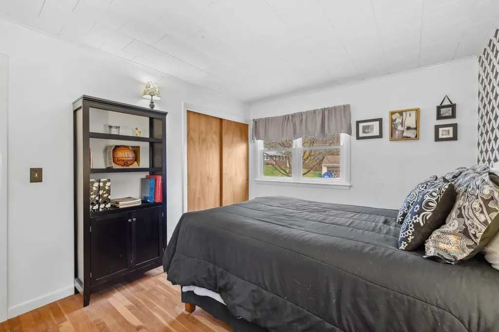 28 Woodridge Road Keene NH 03431