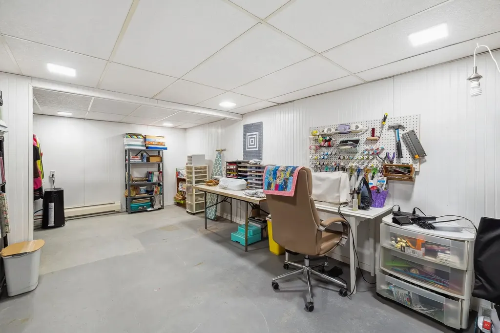 28 Woodridge Road Keene NH 03431