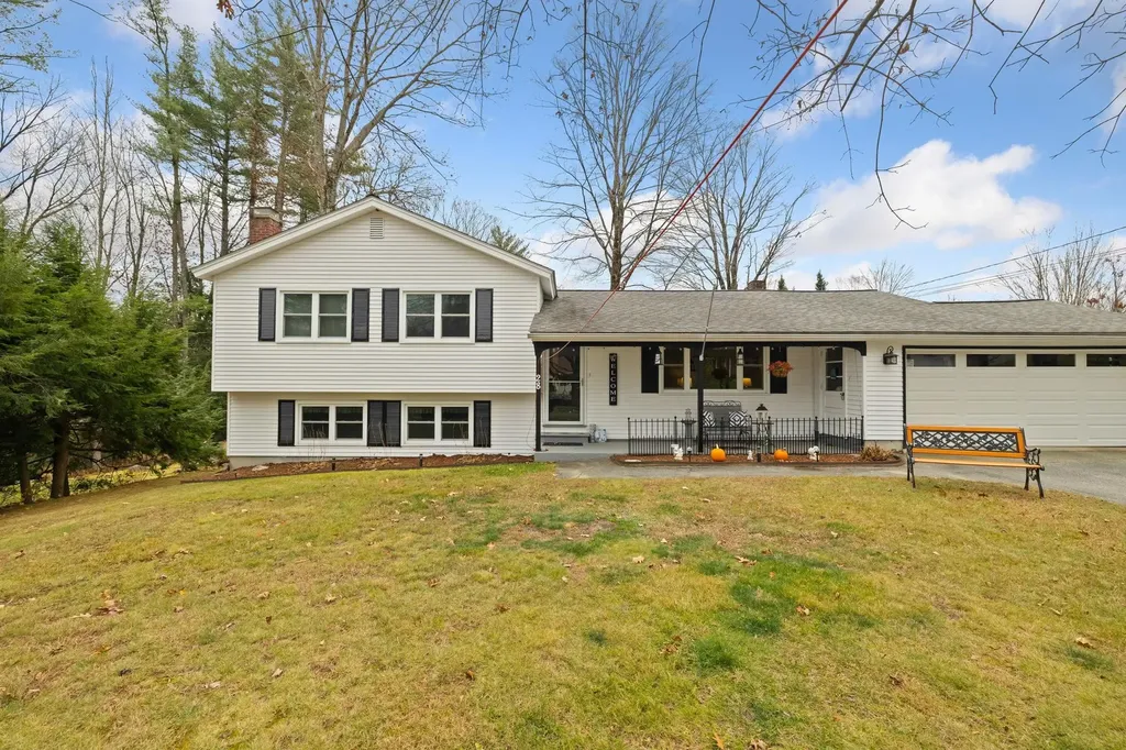 28 Woodridge Road Keene NH 03431