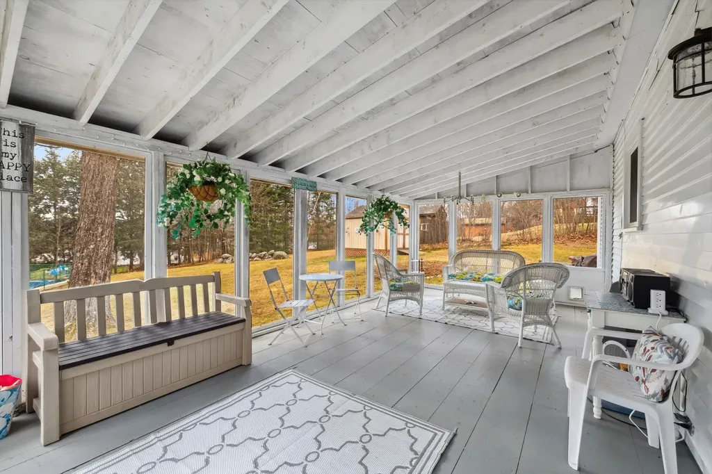 28 Woodridge Road Keene NH 03431